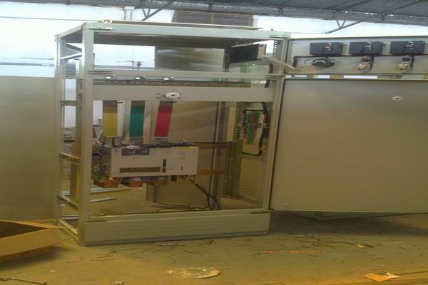 武侯控制柜-3683品牌总闸控制柜的使用原则